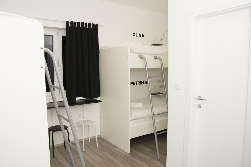 Hostel 101 Dalmatinac Vukovar Bagian luar foto