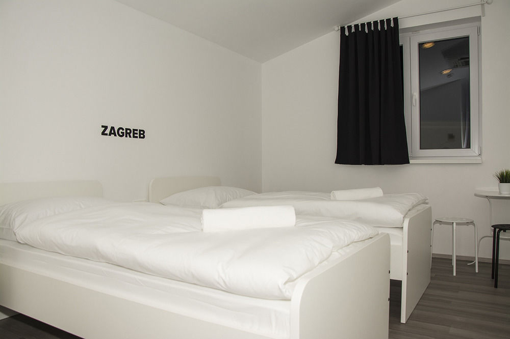 Hostel 101 Dalmatinac Vukovar Bagian luar foto