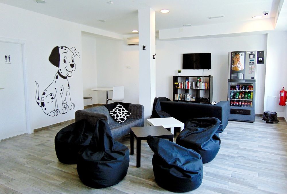 Hostel 101 Dalmatinac Vukovar Bagian luar foto